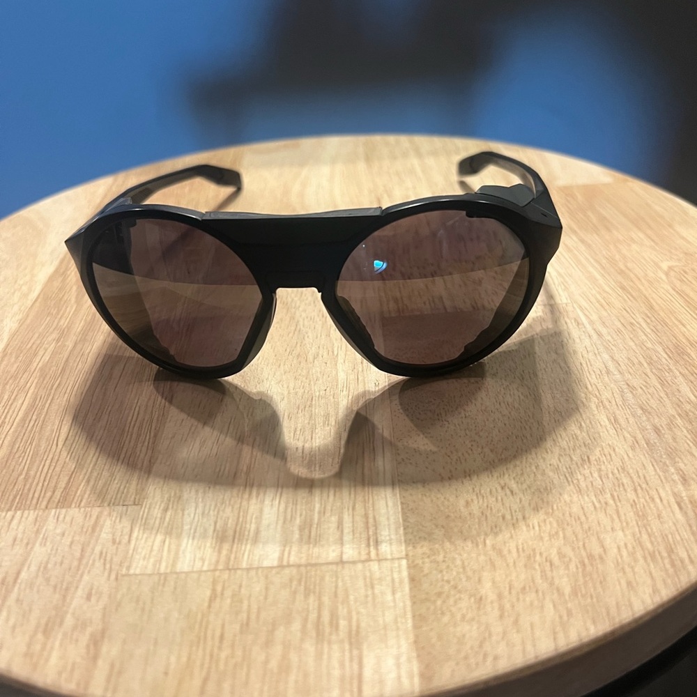 Oakley Clifden men’s sunglasses
